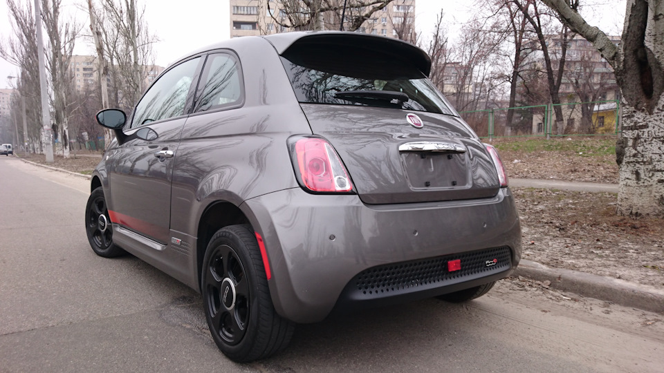 Fiat 500e 2013 vs 2015 5