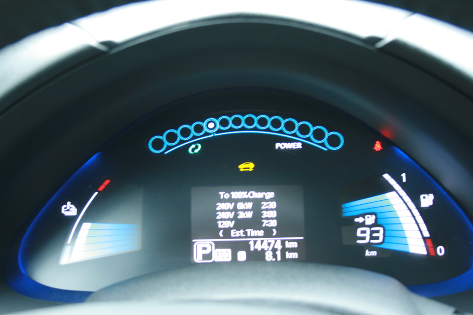 FIAT 500E VS NISSAN LEAF 4