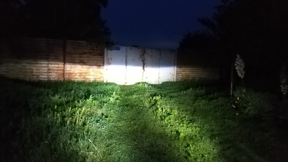 LED у головне світло. 4