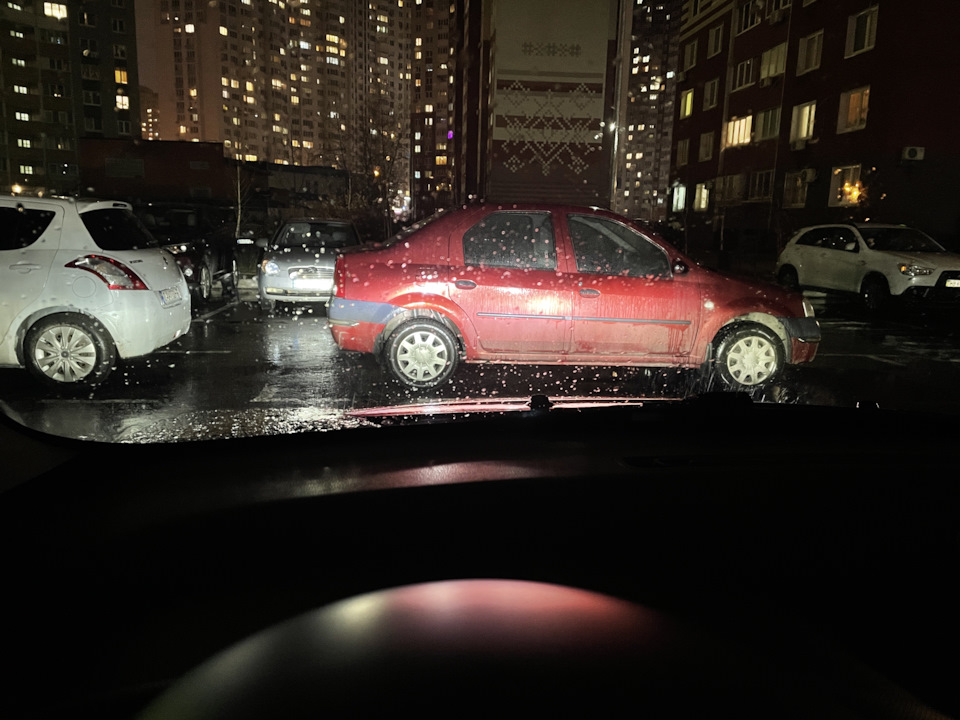 Заміна ламп ближнього світла Fiat 500L 3