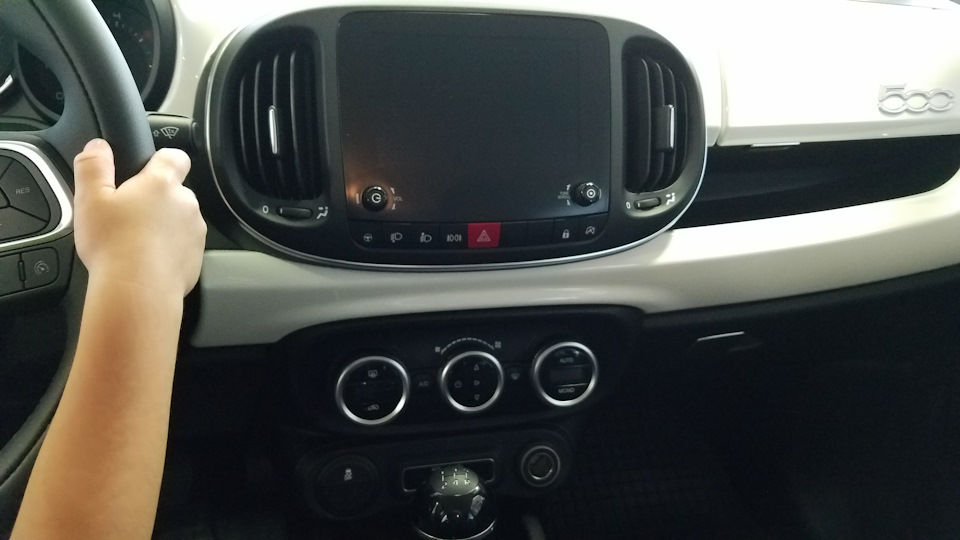 Fiat 500l рестайл 2018 2