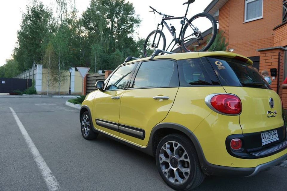 Вел осідлав авто 1