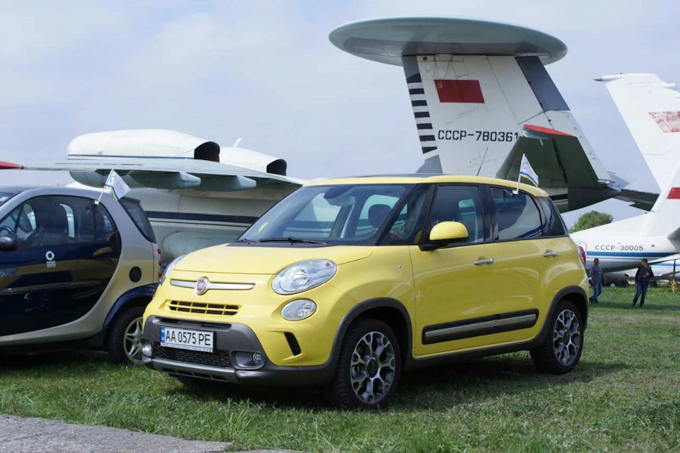 Заїхали зі smartclubua на Old Car Land fest 2017