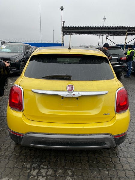 Жовтий Fiat 500x - welcome to Ukraine) 3