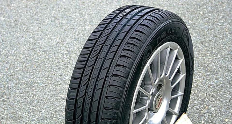 Тест літніх шин 185/60R14