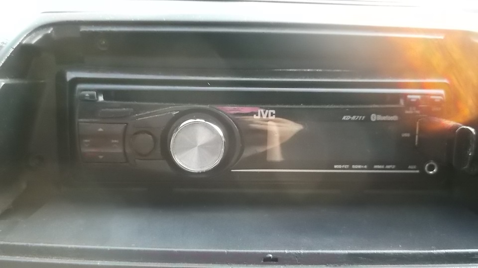 JVC KD-R711 2