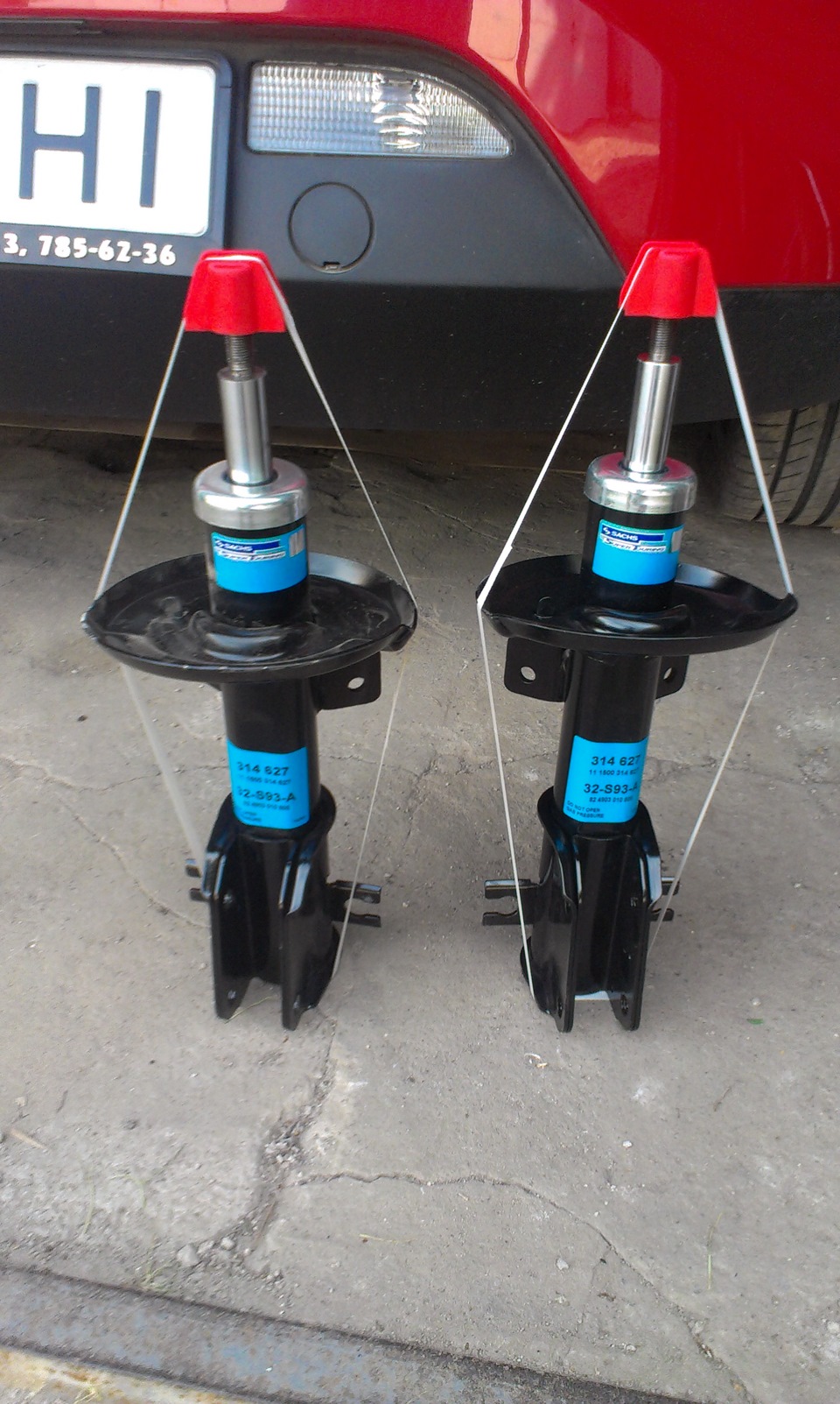 Продам нові стійки SACHS 314627. 1