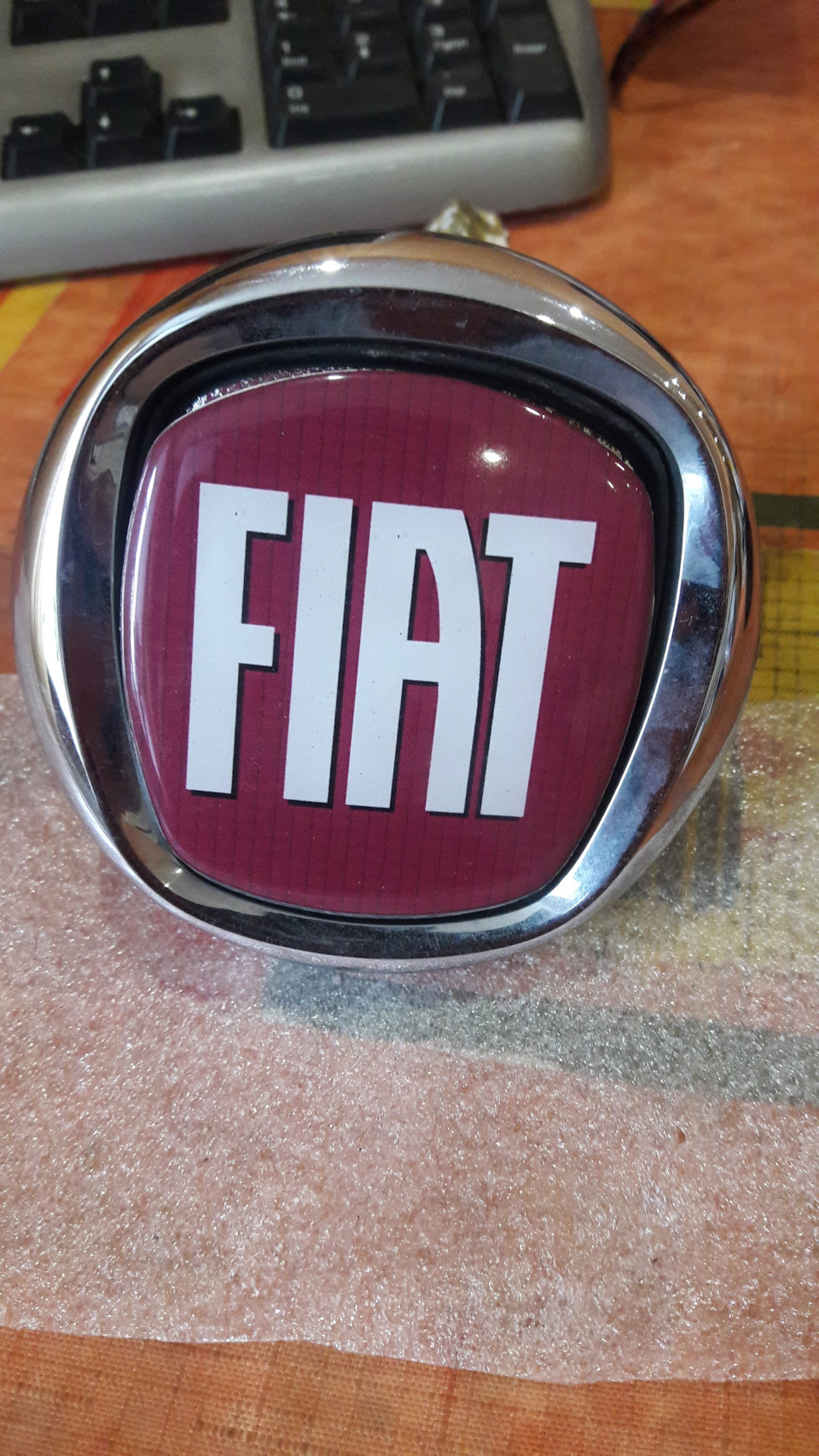 Задня емблема FIAT 4