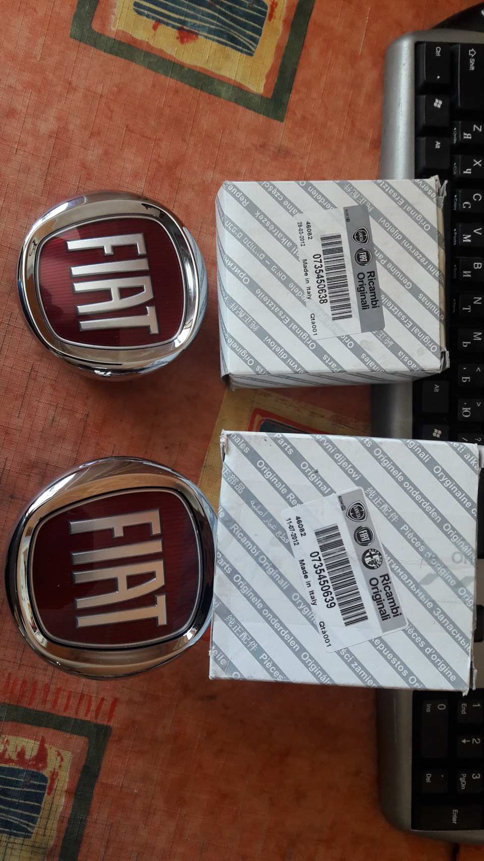 Задня емблема FIAT 1