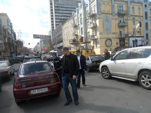 Бійтеся траліків 2