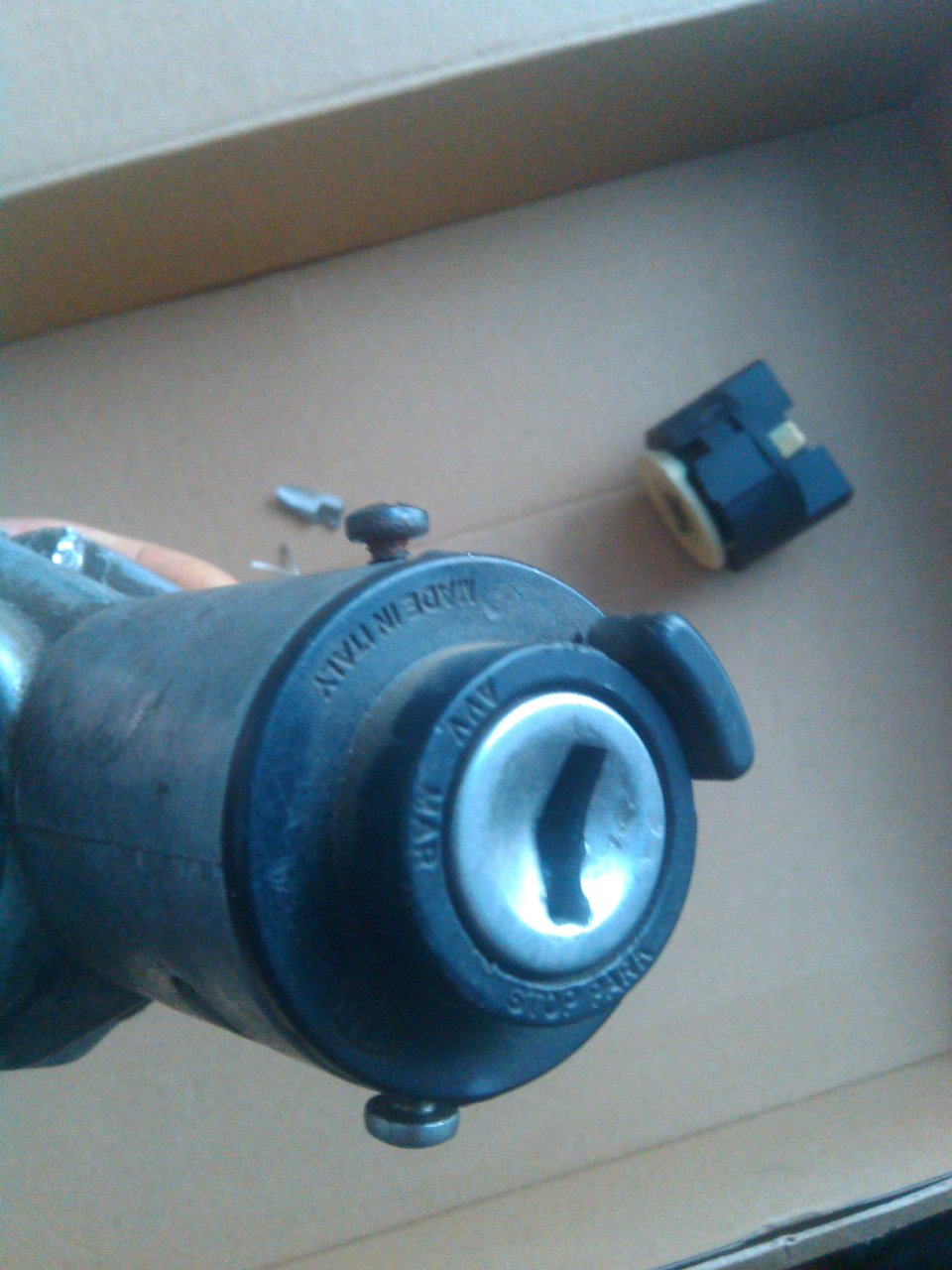 Заміна замку запалювання MAGNETI MARELLI 2