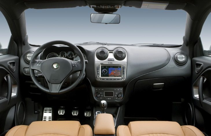 Fiat DOBLO трохи від родича Alfa-Romeo MITO до салону краси 1