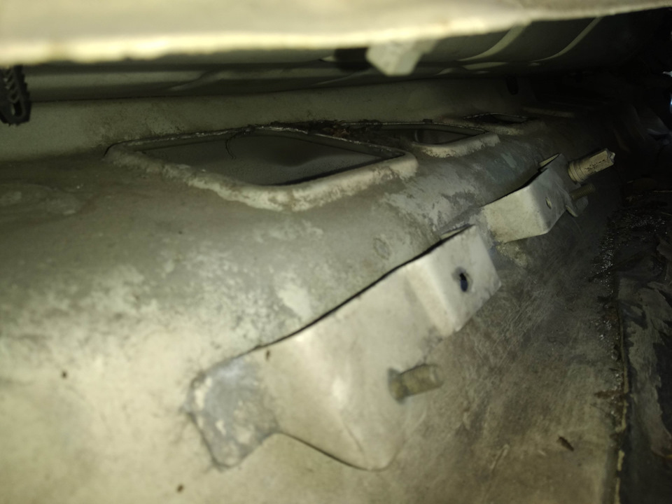 Fiat DOBLO Решітка фільтра салону OEM №Fiat/Alfa/Lancia 46843056 ДОРОБКА 2