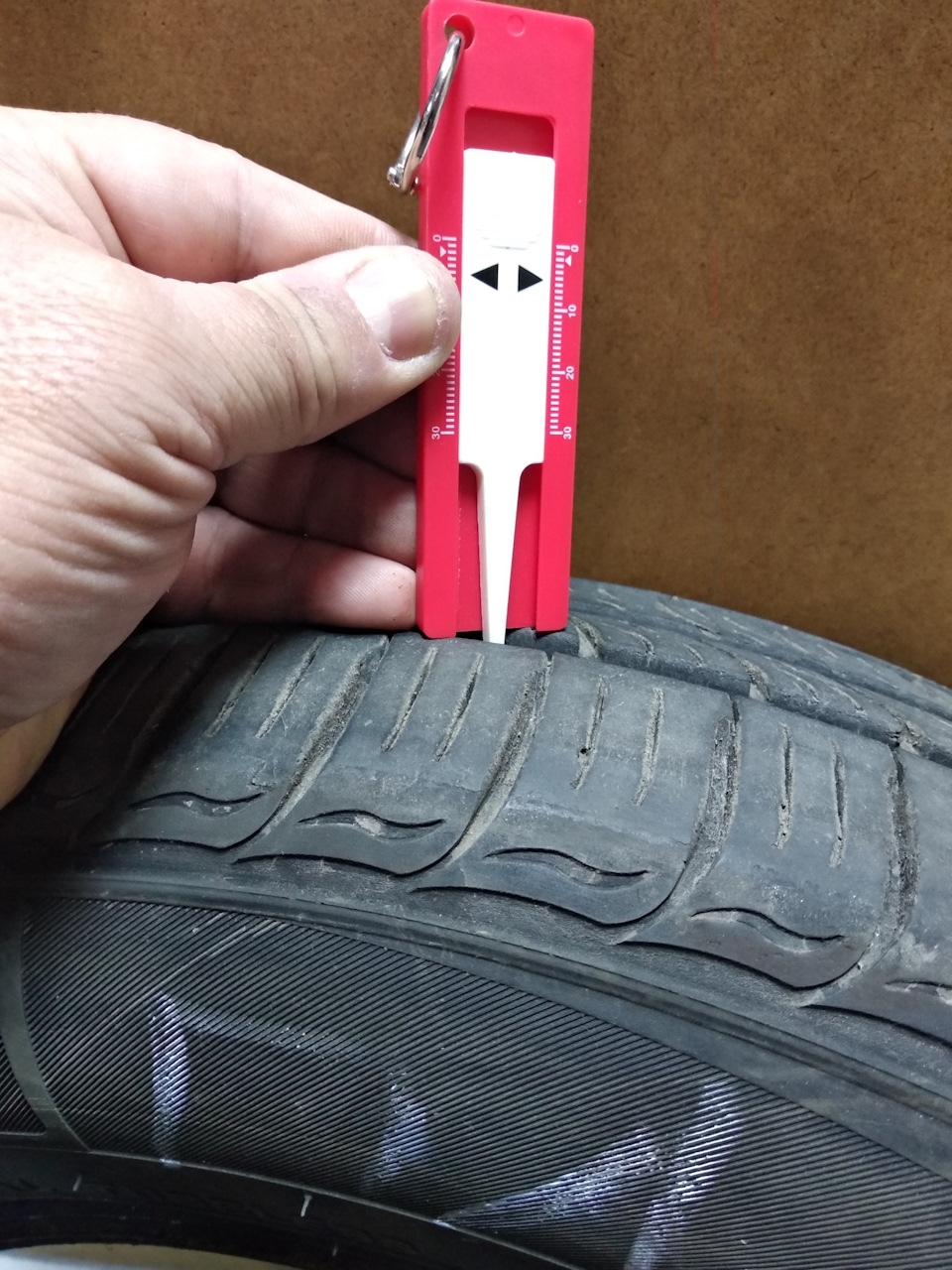 Про літні тапки KUMHO SENSE KR26 185/65R15 88H на Doblo після двох сезонів та пробігу 22955 км. 4