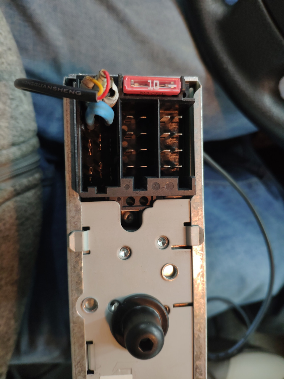 Aux штатно на doblo 263 3