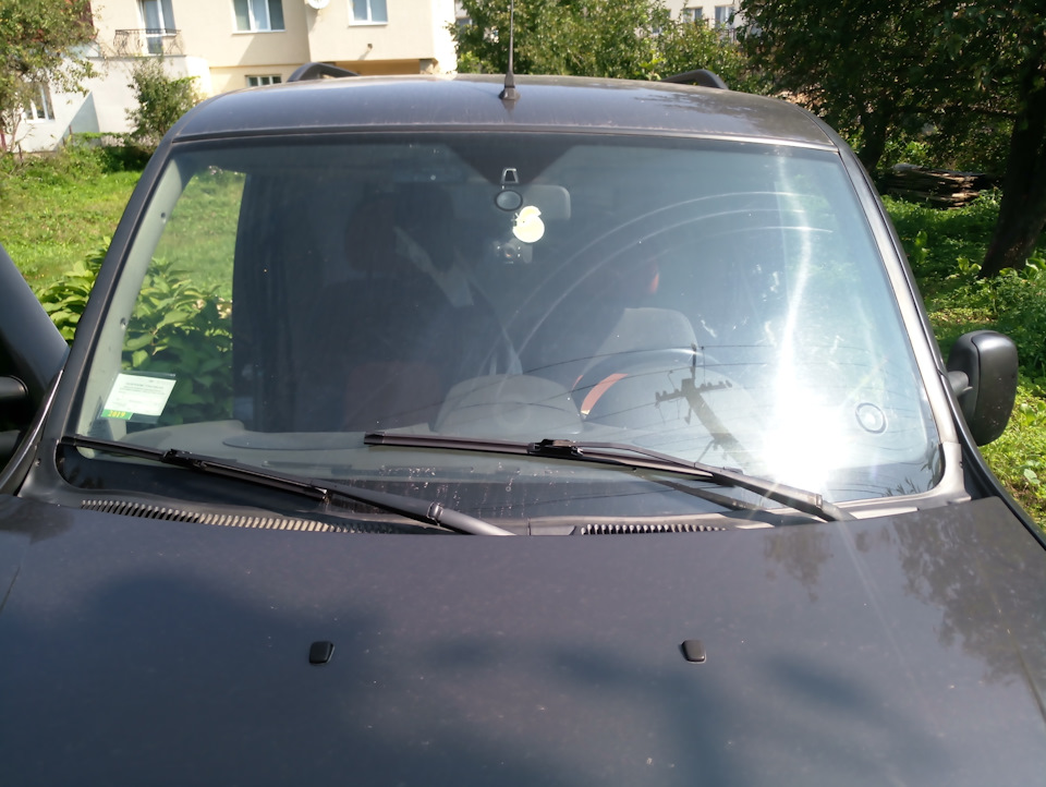 Опустивши двірники 1