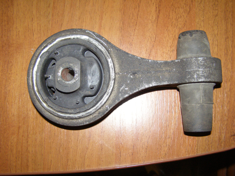 Подушка КПП 1
