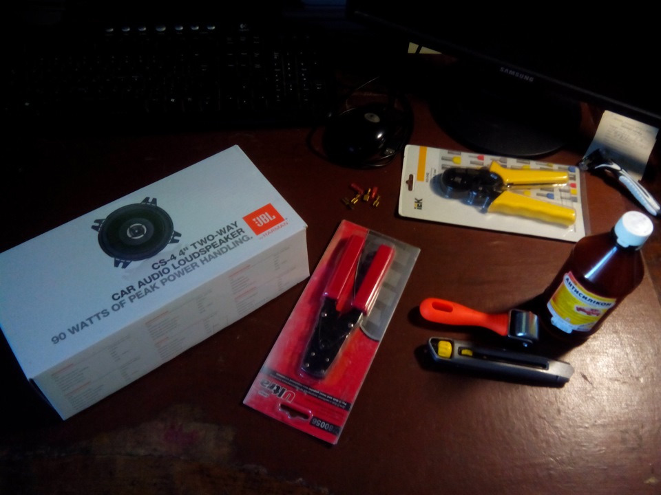 Акустика JBL CS-4 4 90 W у задні штатні місця 2