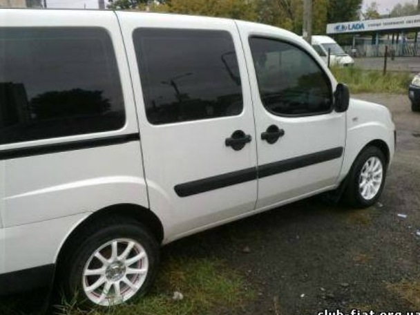 Встановлено диски R15 6.5J ET :30 2