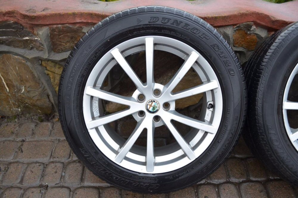 Продаю 5x98 R17 5