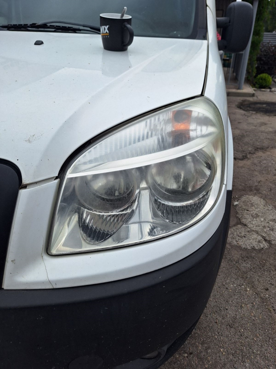 Поліровка фар Фіат Добло пастою K2 Lamp Doktor 2