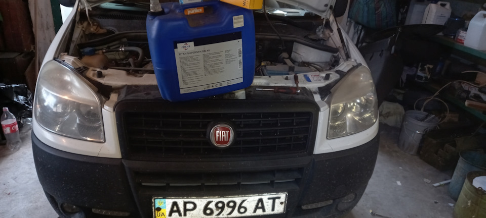 Заміна мастила Fuchs Titan Supersyn 5w40, Purflux LS910, WIX 4