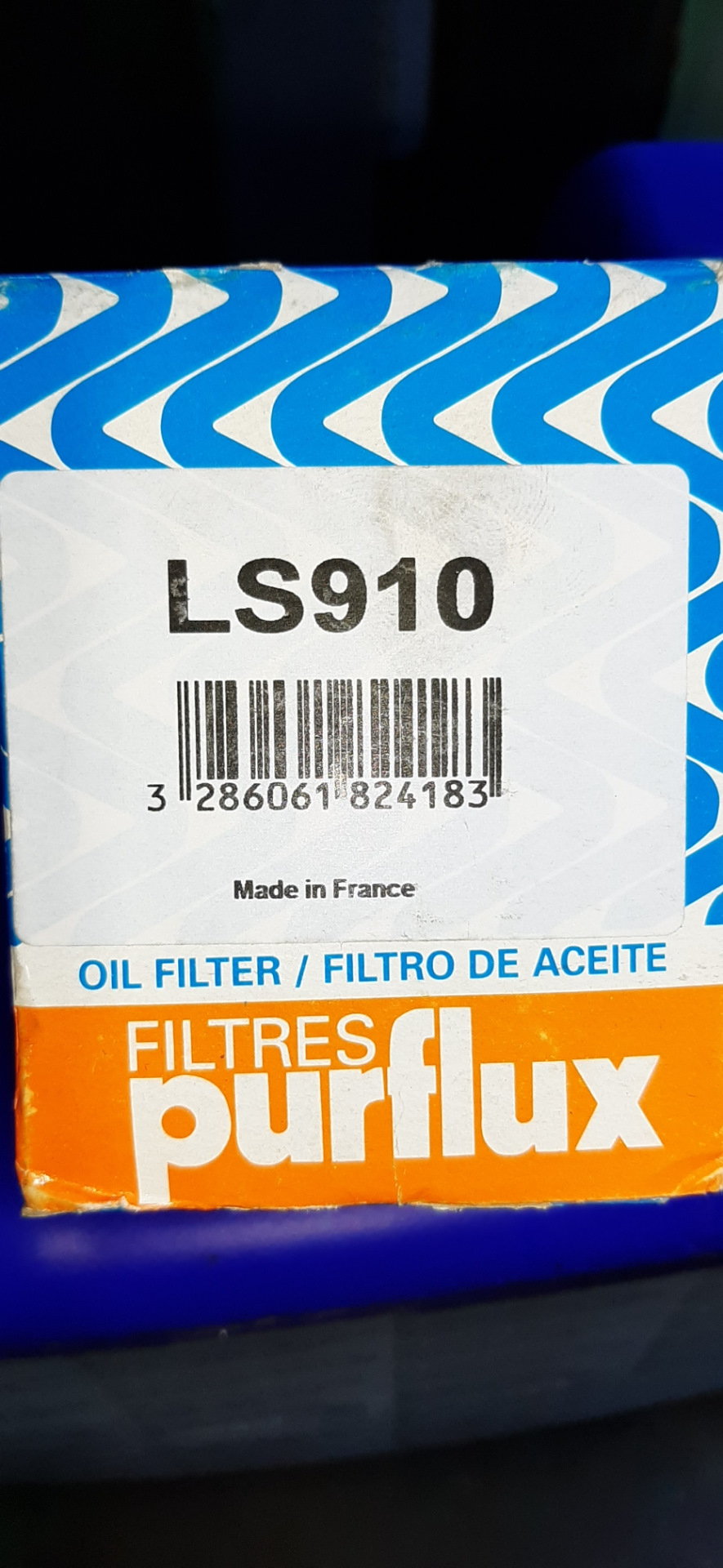 Заміна мастила Fuchs Titan GT1 5w40, Purflux LS910 2