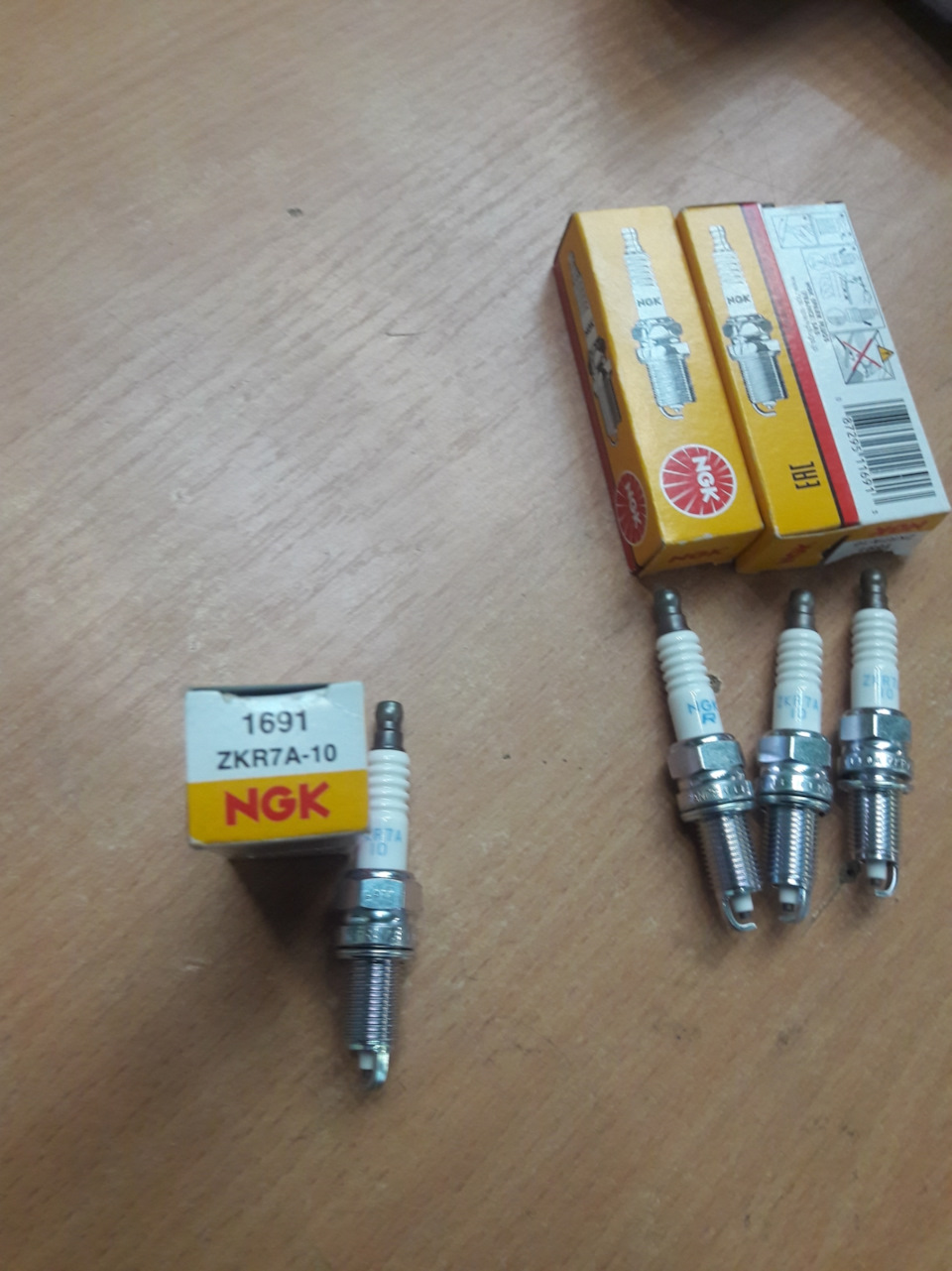 Заміна свічок та вирішення проблеми з газом 1