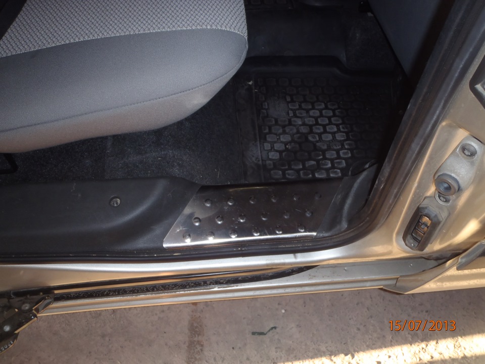 Накладки на пороги Fiat Doblo 1