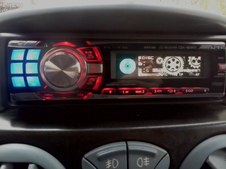Alpine CDA-9886R 2