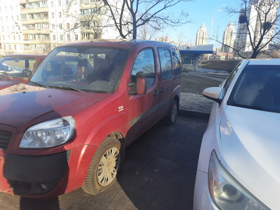 Порізали 4 колеса :( 1
