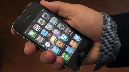 Новорічний подарунок №2 IPhone 4S 16Gb 1