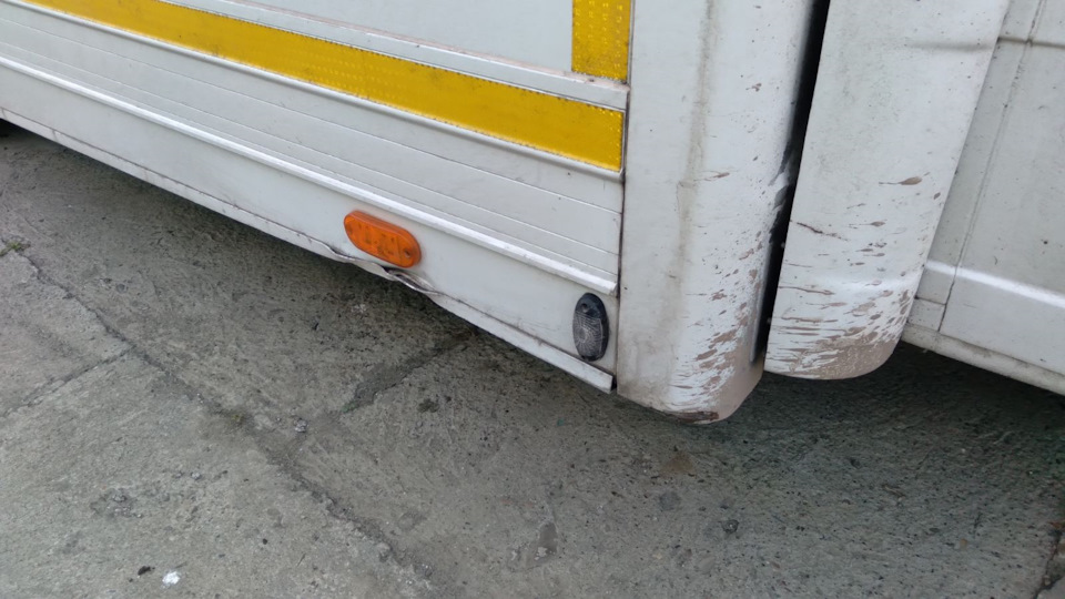 маленька неприємність 2