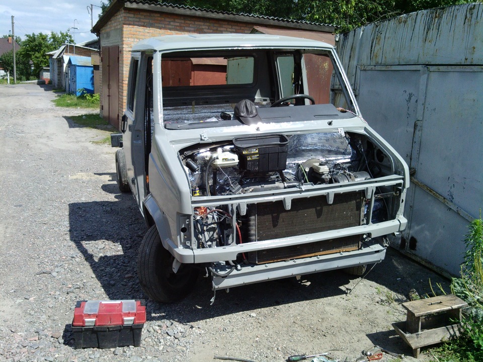 Збераємо мотор 4