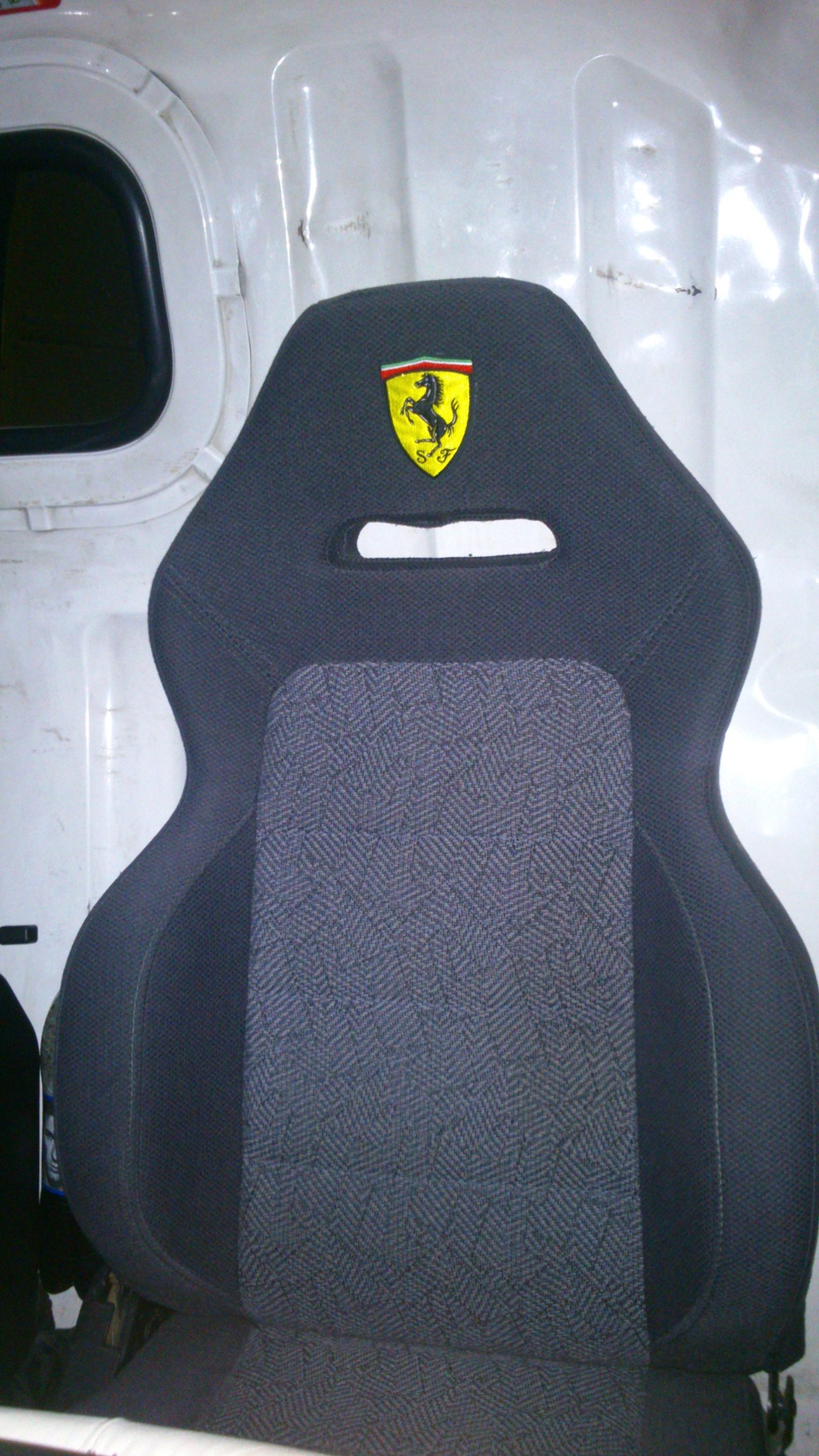 Recaro та обновлення керма. 2