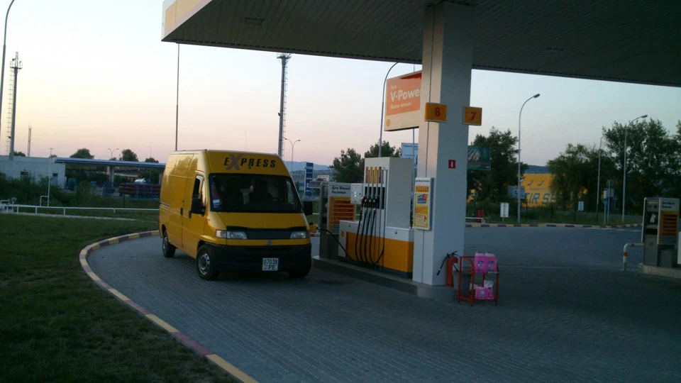 Заправка Shell