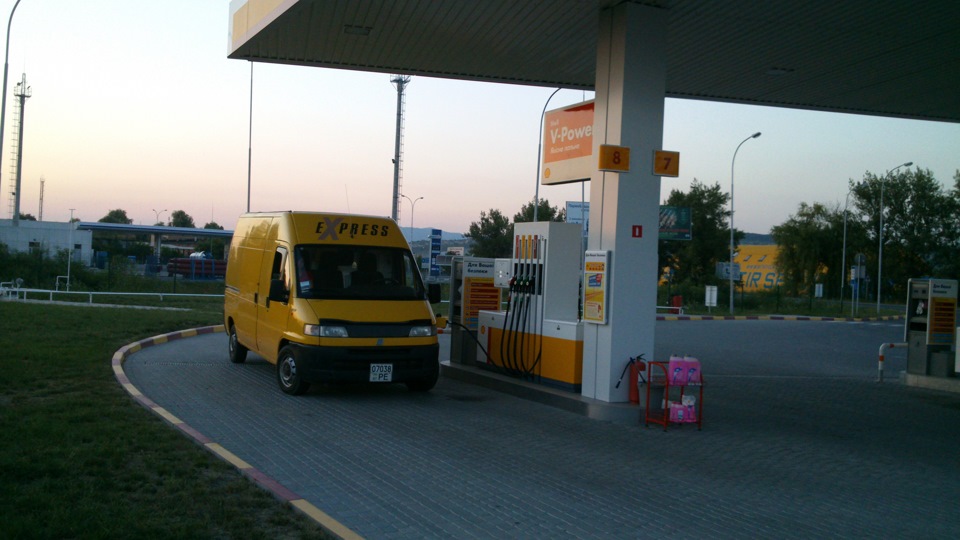 Заправка Shell 1