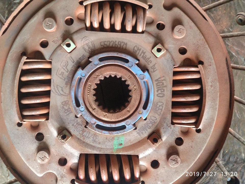 Заміна комплекту зчеплення FIAT 71753318 (Ricambi) 4