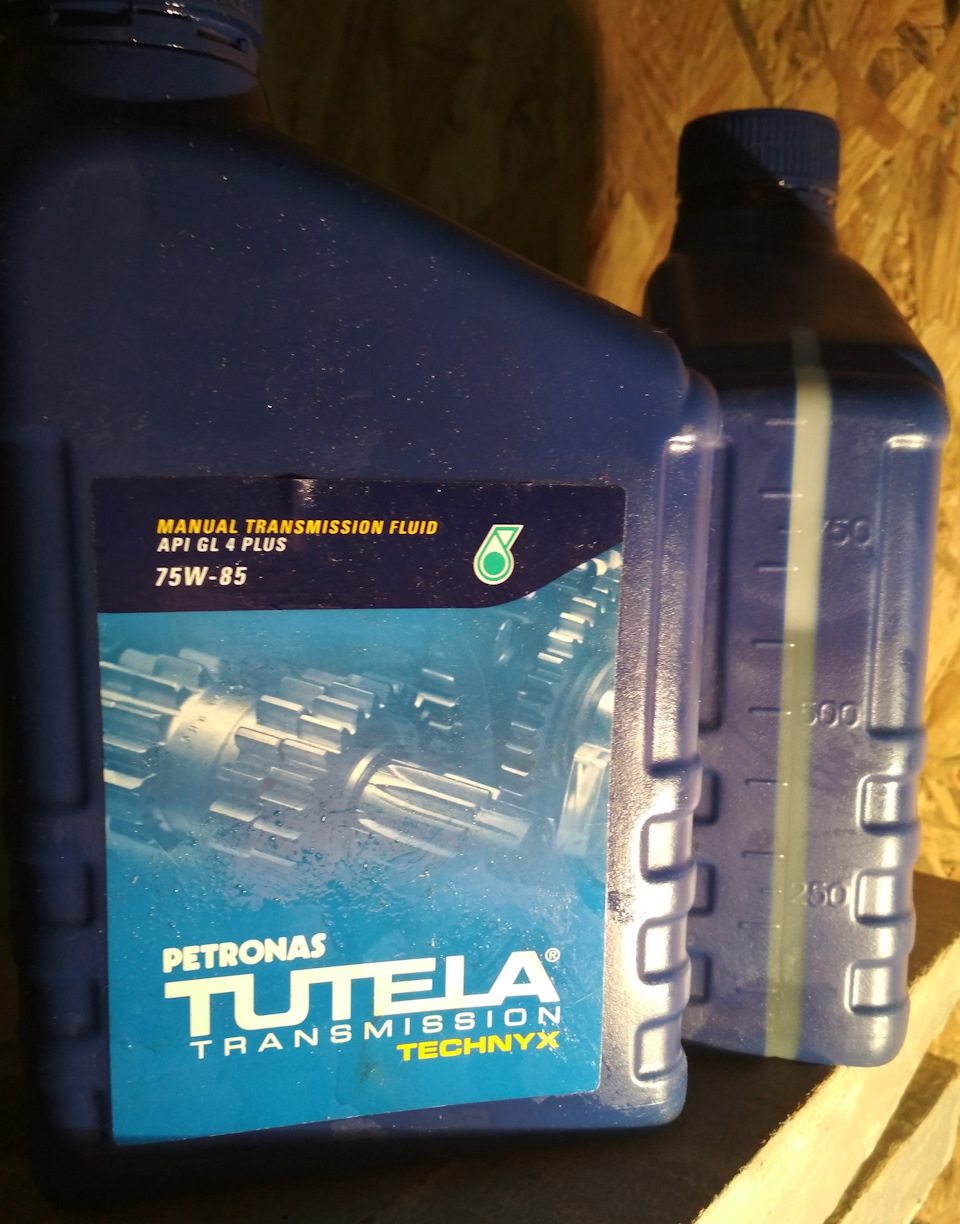Заміна мастила в МКПП TUTELA TECHNYX SAE 75W-85 1