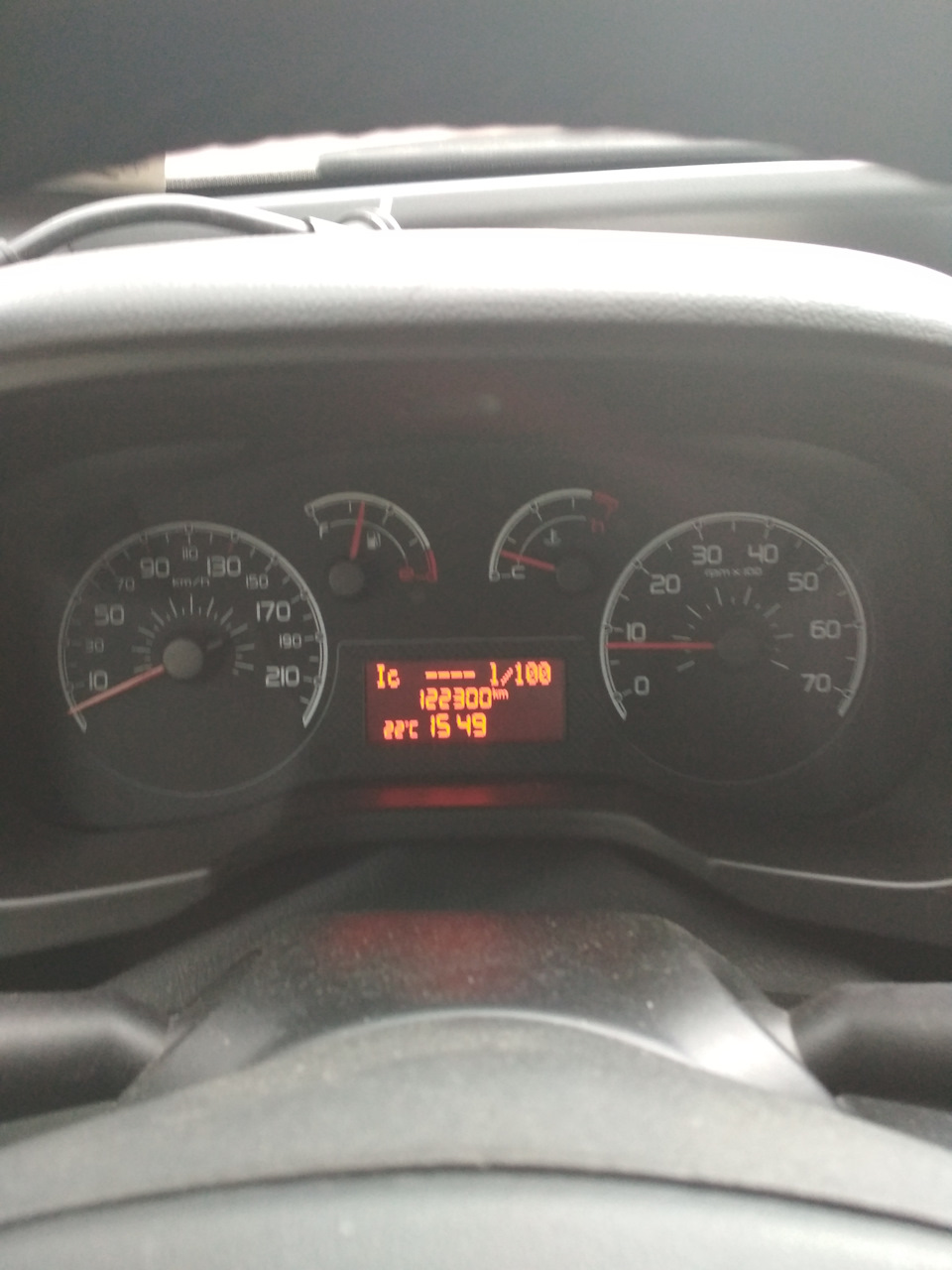Заміна паливного фільтра MAHLE KL567 2