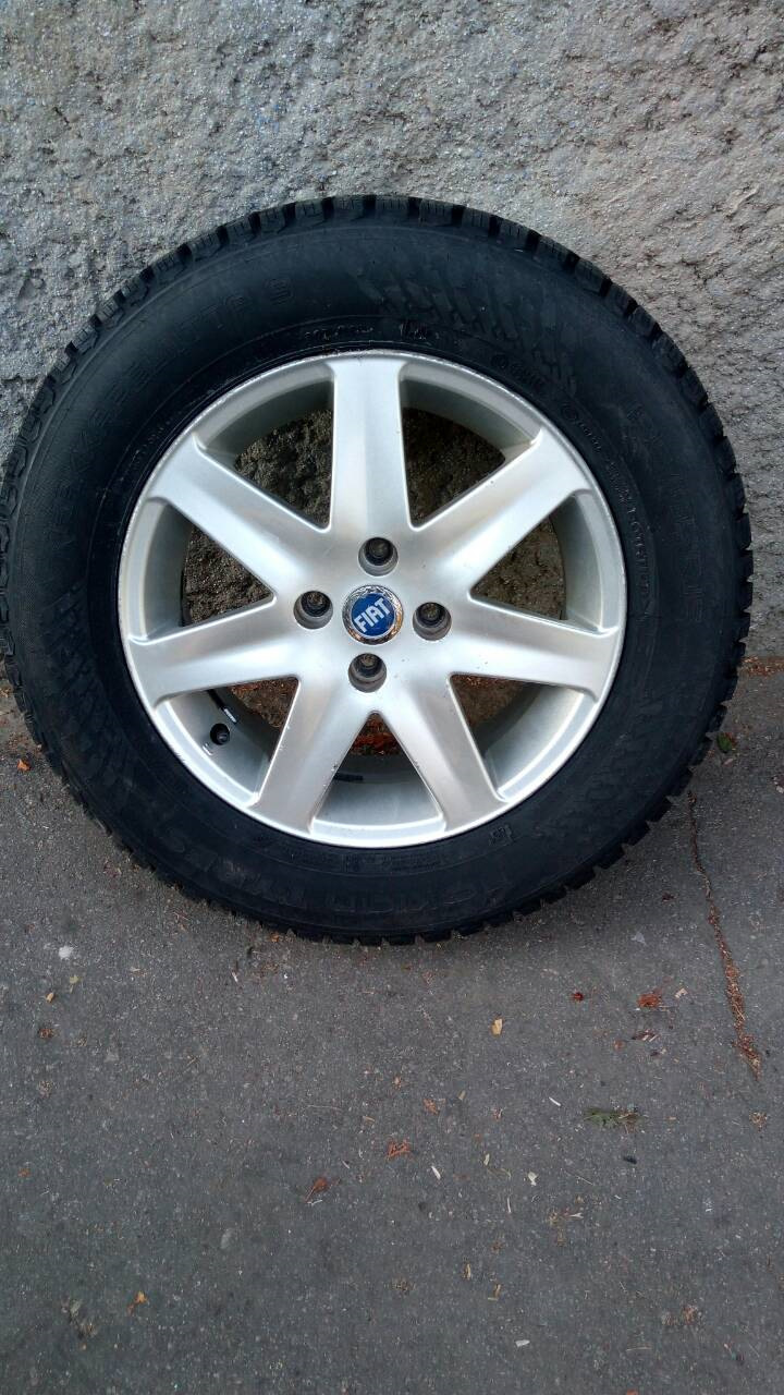Купив зимову гуму. Nokian Hakkapeliitta 9 195/65 R15 3