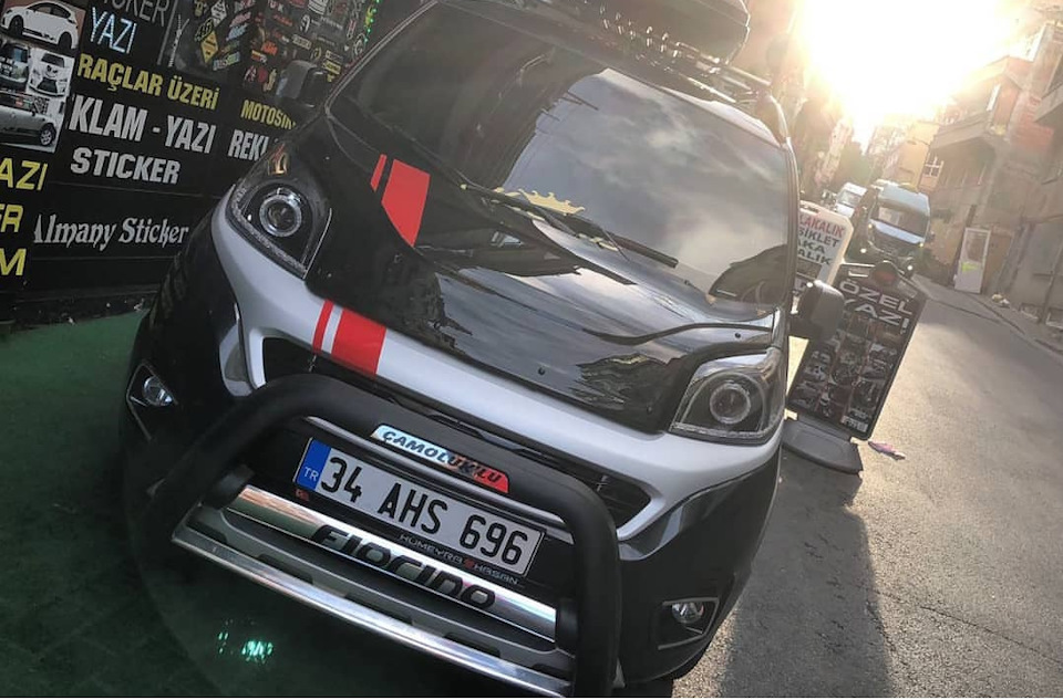 Мухобійка на Fiat Fiorino. Дефлектор. 1