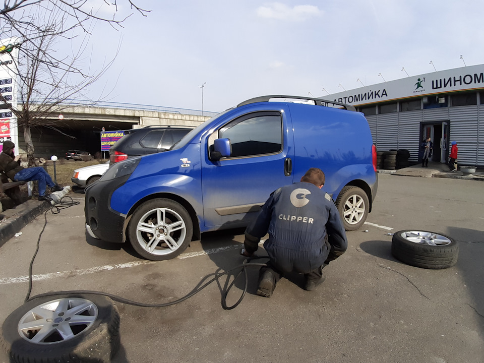 Змінив гуму. 225/45 R17 3