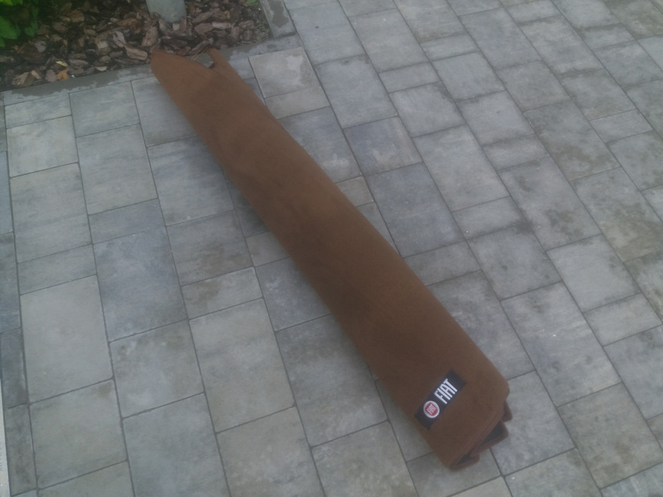Пошив килимок у багажник 1