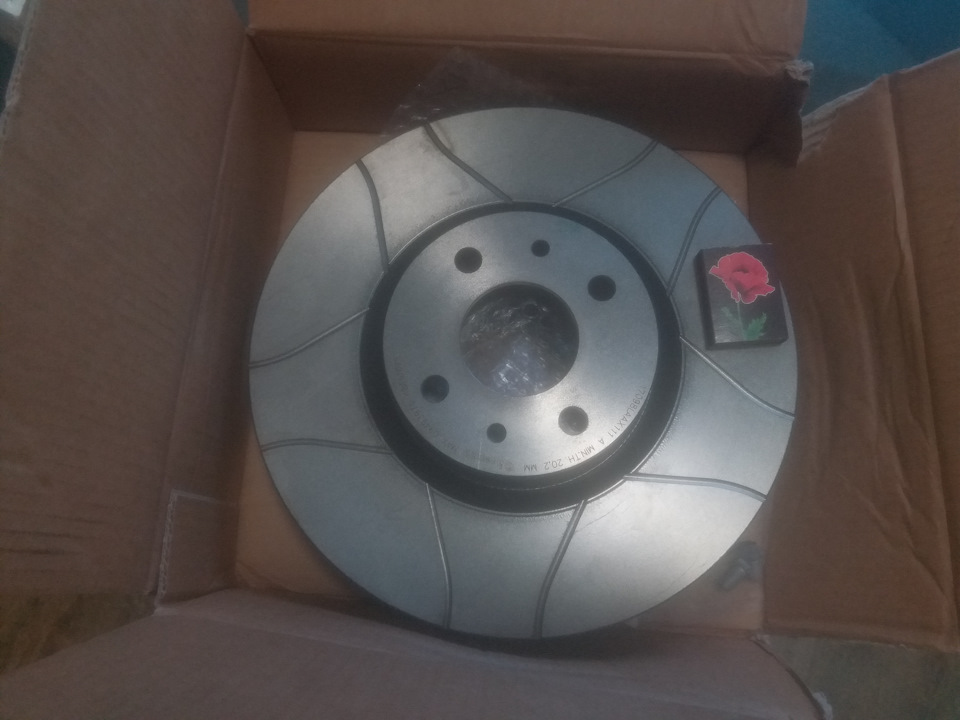 Посилені гальма. КРОК 4. Диски Brembo 284 мм. 5