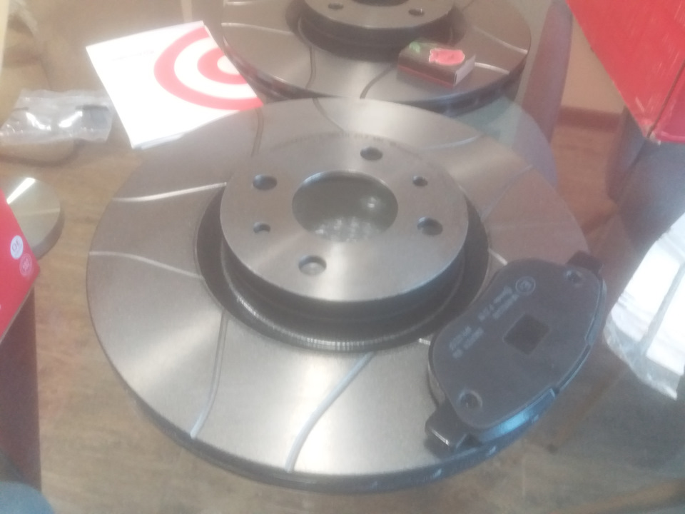 Посилені гальма. КРОК 5. Brembo колодки. 2
