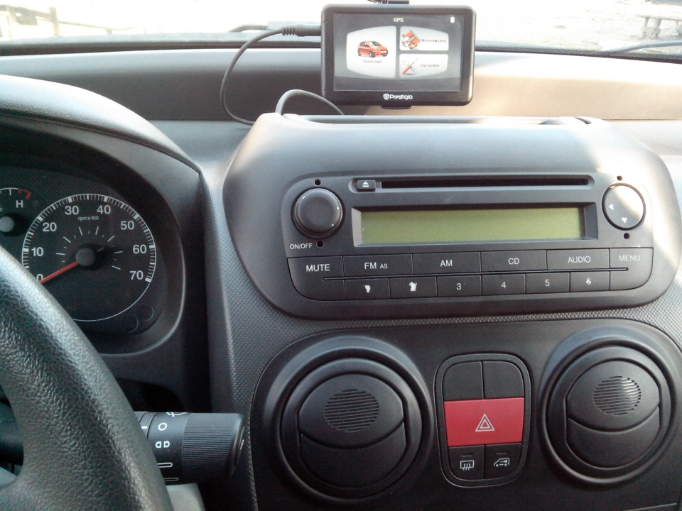 NAVI AUX MP3 MP4 VIDEO 1