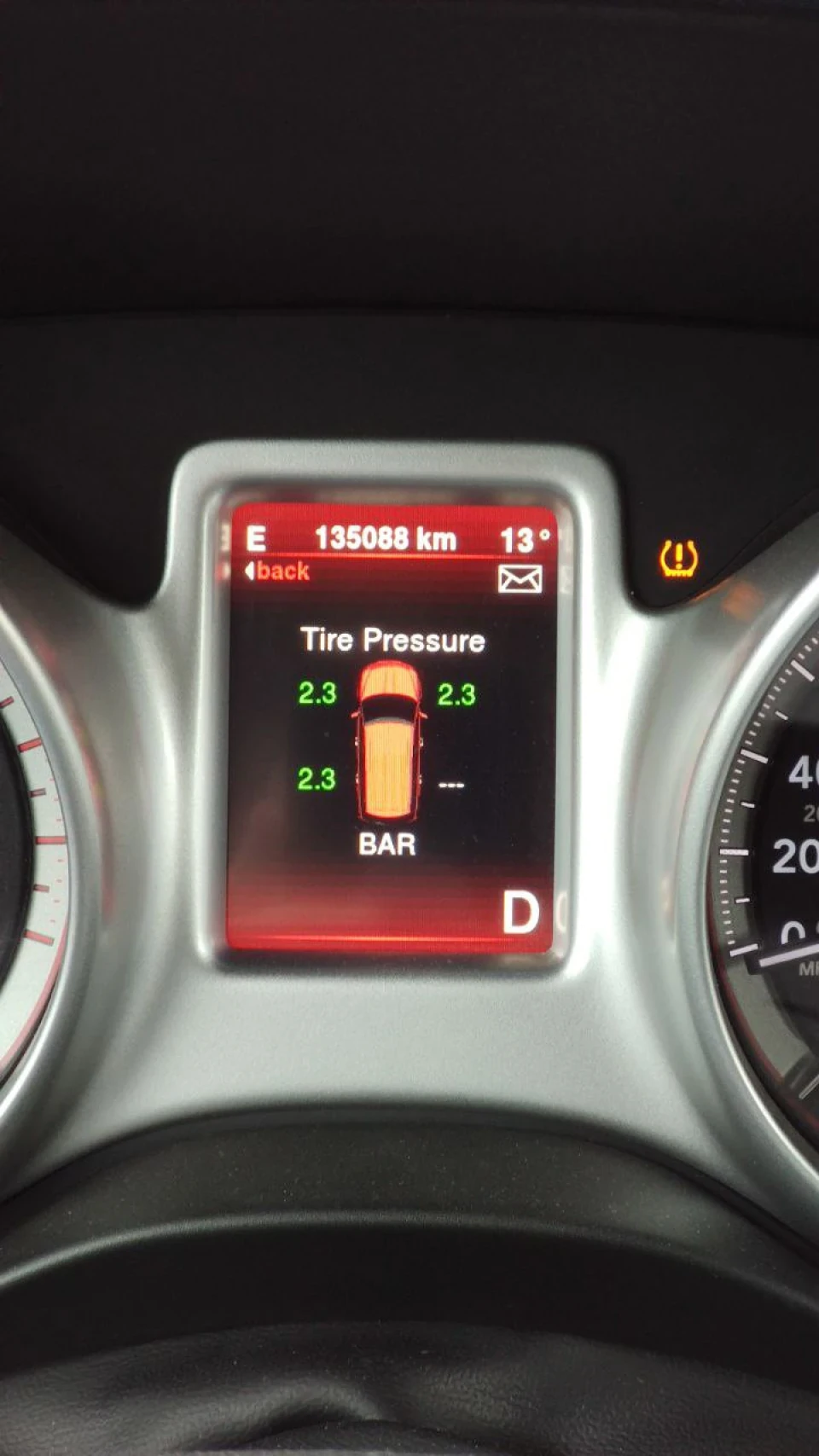 Перевзуття та встановлення TPMS датчиків з AliExpress - Fiat Freemont / Dodge Journey