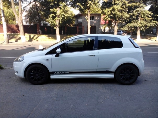 Наліпки Abarth 1