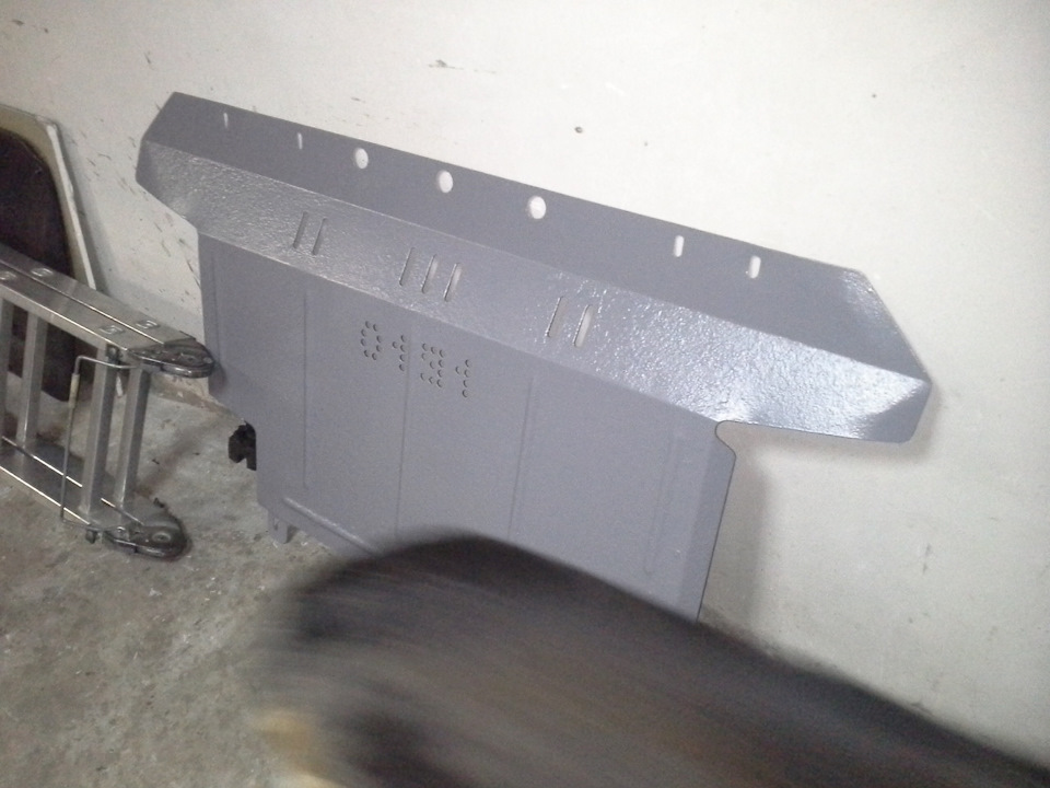 engine splash shield painting))) 3